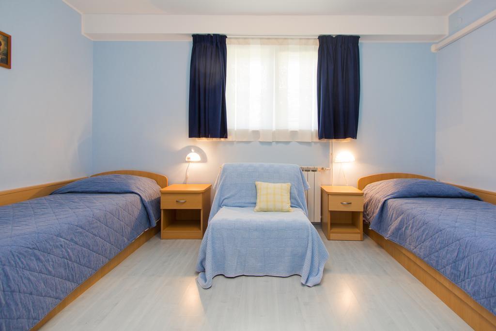 Apartments Silvia Porec Exterior photo